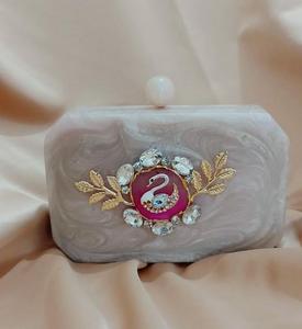 Haute Qualité Perlé Résine Pochettes Acrylique Imitation Perle Plaqué Or Vintage Papillon Solide Charme Ensemble Complet CreativeArt - Product Image 2