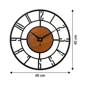 Reloj de pared de lujo hecho con metal y madera El diseño único agrega un toque elegante y elegante a cualquier habitación u oficina - Product Image 2