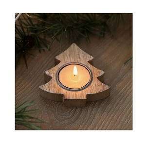 Portavelas de Madera Maciza de Primera Calidad Diseñado para un Ambiente Cálido Iluminado por Velas que Mejora los Interiores del Hogar con un Atractivo Rústico pero Moderno - Product Image 3
