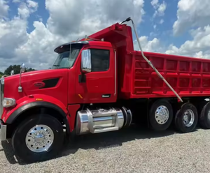 Camión Volquete Usado 2021 2022 Peterbilt 567 de Tres Ejes, 510HP, Automático de 6 Velocidades - Product Image 4