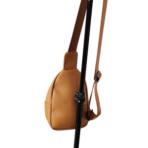 Precio de fábrica OEM logo Impresión digital PU cuero crossbody pecho bolsa cintura bolsa para mujeres y hombres - Product Image 4