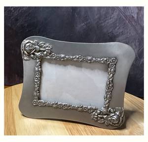 Marco de Fotos de Diseño Nuevo, Ecológico, Personalizable en Color y Tamaño, para Decoración Creativa de Habitaciones, Detalles Estructurales Elegantes, Premium para Mesa - Product Image 2