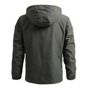Chaqueta Impermeable y Cortavientos Ligera con Capucha para Invierno, Unisex, Diseño de Logotipo Personalizado, Diferentes Colores, Estilo Urbano - Product Image 5