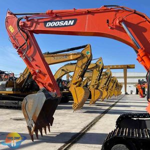 Excavatrice hydraulique Doosan DX225LC-9C en excellent état à vendre, équipement d'excavatrice sur chenilles, composants du moteur principal, prix bas - Product Image 5