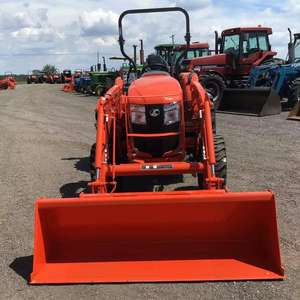 Tractor L4060HST Barato, Tractor de Ruedas 4x4 en Venta con Motor B26, Caja de Cambios, Bomba, Motor y Componentes Centrales de Rodamientos - Product Image 1