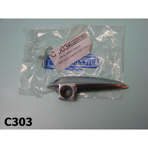 Manija del panel lateral derecha para Lambretta LI S3 + TV3 + SX + Special + J - Product Image 1