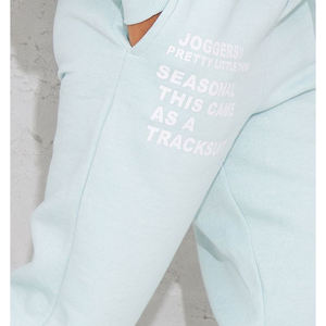 Conjuntos Deportivos de Felpa de Alta Calidad al por Mayor para Mujer, Personalizados, Casuales, de Otoño e Invierno, de Dos Piezas, Sudadera con Capucha y Pantalones Deportivos - Product Image 1