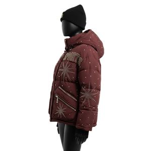 Chaqueta Acolchada para Mujer, Tejido de Poliéster, Paneles Acolchados Aislantes, Elegante Chaqueta Acolchada Color Granate con Logotipo Personalizado para Mujer - Product Image 3