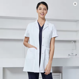 เสื้อโค้ทสำหรับโรงพยาบาลความยาวปกติกันน้ำยาต้านจุลชีพปรับแต่งโลโก้ได้ - Product Image 6