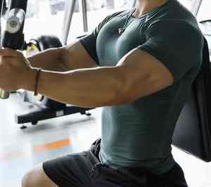 Camiseta Deportiva para Hombre, de Secado Rápido, Ajustada, para Fisicoculturismo, de Poliéster, Camisetas de Fitness para Hombre, Camisetas de Gimnasio para Hombre - Product Image 4