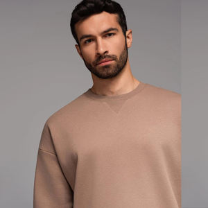 Ensemble sweat-shirt et short en coton pour hommes tissage tricoté confortable avec impression de style de rue Design épuré et style assorti - Product Image 3