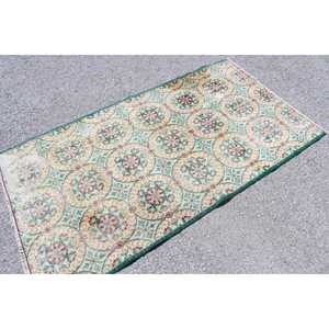 Alfombra Turca Vintage de 3.4x6.1 pies, Alfombra Decorativa, Alfombra de Lana con Diseño Floral Verde y Rojo - Product Image 2