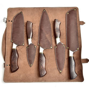 Ensemble de couteaux de chef en acier damas 5 pièces de haute qualité à lames très tranchantes avec manche en bois de wengé et rouleau de cuir pour la cuisine - Product Image 4