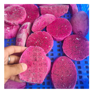 Premium Taste the Frozen Dragon Trend: Vietnam Dragon Fruit, naturalmente dulce y fácil de usar, es la fruta tropical a granel - Product Image 1