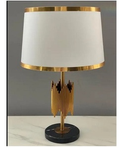 Mesas Decoración Lámparas de metal Fabricante al por mayor Diseño moderno Dormitorio Lámparas de mesita de noche con pantalla - Product Image 2