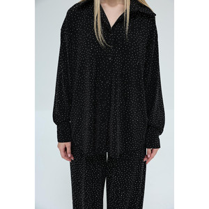 Camicia Oversize da donna ricamata in pietra e pantaloni Palazzo completo comodo ed elegante - Product Image 1