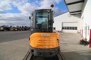 Mini-excavatrice sur chenilles Case CX37C, moteur diesel, capacité de la benne de 0,12 m³, équipement de construction jaune - Product Image 6