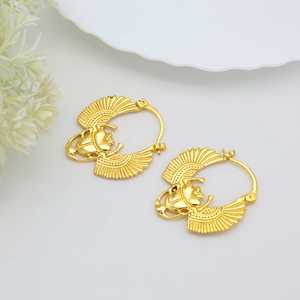 Pendientes de Aro Escarabajo de Moda de Alta Demanda, Joyería Boho de Latón para Mujer, Chapados en Oro de 18k, Diseño de Animal Escarabajo Egipcio, Venta al por Mayor/OEM/ODM - Product Image 3