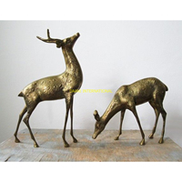 Ensemble de sculptures de rennes en métal doré faites à la main, statues modernes de cerfs à cornes pour la décoration de Noël et l'ornement de la maison pendant les fêtes