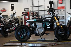 Bmws CE 02มอเตอร์ไซค์ไฟฟ้าในเมืองรถสกู๊ตเตอร์ที่ขับเคลื่อนด้วย<span class=keywords><strong>แบตเตอรี่</strong></span>ลิเธียมน้ำหนักเบา2024เอื้อมถึง - Product Image 2