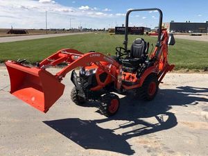 Kubota BX23S 4WD chargeuse diesel pelleteuse mini standard Garton tracteur caractéristique remorquable utilisé condition noyau moteur pompe à vendre - Product Image 2