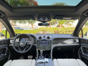 เบนท์ลีย์ เบนเทย์กา วี8 ปี 2021 ใหม่ /AWD กล้องมองหลัง 360 องศา รับน้ำหนักได้ 31-40 ตัน ระบบดีเซล/แก๊ส เกียร์อัตโนมัติ - Product Image 4