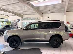 Toyota Land Cruiser 2020 Seminuevo Marrón SUV/Todoterreno 2755cc con Sensor de Lluvia 4x4 Diésel 204HP Transmisión LED Faros Delanteros - Product Image 4