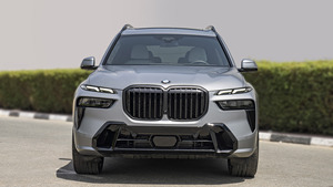 รถยนต์มือสองปี 2023 X7 M40i SPORT เครื่องยนต์ 3.0 ลิตร 6 สูบเรียง พร้อมจัดส่งรวดเร็ว - Product Image 4