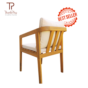 Chaise d'extérieur en acacia avec coussin blanc, dossier solide, idéale pour jardin et terrasse - Product Image 4