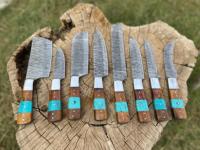 Meilleure vente Ensemble de couteaux de cuisine en acier damas de huit pièces Lames en acier au carbone 2025 Poignées en bois turquoise Style Renaissance équitable