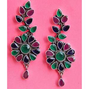 ต่างหูเม็ดกลมเงินแท้ขนาด925 E0057-GS อัญมณีแซฟไฟร์พลอยธรรมชาติหลายเม็ด - Product Image 4