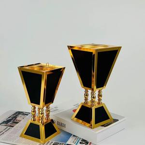 Brûleur d'encens à charbon de bois européen à quatre coins au milieu évidé Base à quatre pattes Bakhoor peut être personnalisé - Product Image 1