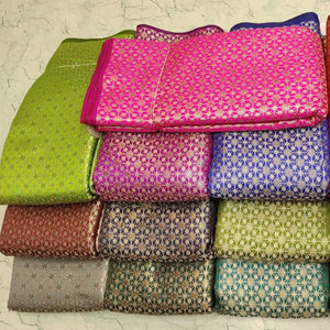 Tissu de brocart jacquard tissé élégant pour accessoires vestimentaires et décoration intérieure, fournisseur de gros pour les acheteurs mondiaux - Product Image 1