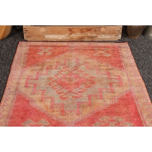 Alfombra Turca Vintage Herki de 3.8x10.7 pies, Alfombra Geométrica Naranja - Product Image 2