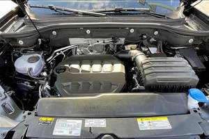 100 % ABORDABLE 2025 Volkswagen Atlas SEL. Premium R-Line 4Motion Transmission intégrale SUV Sport Essence En Stock - Product Image 4