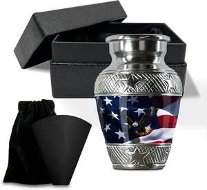 Urna de cremación grande con bandera de los Estados Unidos con un recuerdo para cenizas humanas, urnas decorativas talladas a mano para cenizas de adultos, mujeres y hombres - Product Image 4