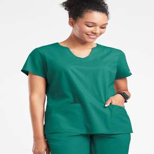 Conjunto médico para mujer Top de manga corta con cuello en V y bolsillos y pantalones a juego - Product Image 1