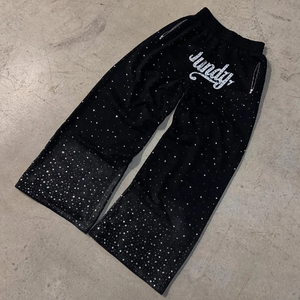 Pantalones de chándal de algodón de invierno de lujo personalizados con lavado ácido, estilo urbano, para hombre, holgados, de pierna ancha, con pedrería. - Product Image 4