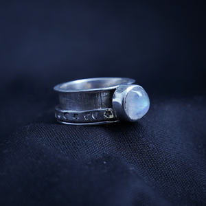 Rainbow Moonstone <b>Rings</b> in Bezel Setting Wholesale from <b>Indian</b> Seller Charm Pendants or Inlay Technology - Product Image 1