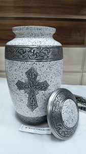 Meilleures ventes d'urne funéraire en métal artistique Art unique soufflé à la main pour le souvenir éternel Approvisionnement en gros de l'Inde - Product Image 4