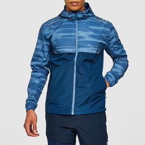 OEM logotipo personalizado impermeable y a prueba de viento al aire libre chaquetas gimnasio correr Atlético chaqueta cortavientos con capucha para los hombres al por mayor desgaste - Product Image 3