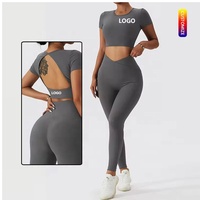 Vêtements et accessoires>>Sportswear>> Vêtements de yoga et de fitness>> Sweats à capuche et sweatshirts