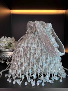 กระเป๋าปาร์ตี้ของขวัญกระเป๋าถือกระเป๋าใส่เหรียญ potli กระเป๋าแฮนด์เมดกระเป๋างานแต่งงานแบบชนเผ่าปักลายดอกบัวอินเดีย - Product Image 2