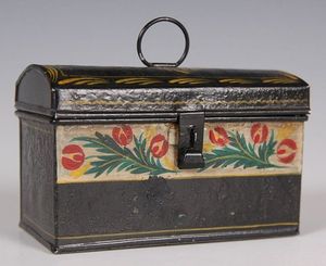 Coffre au trésor de pirate en métal vintage et antique, écologique, poli, pour le tournage de films, boîte de rangement pour bijoux, design moderne - Product Image 1