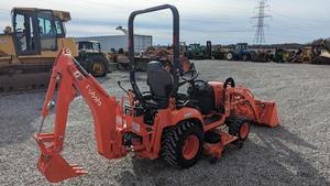 Tracteur Kubota B2320 4x4 23Hp de haute qualité, très bon marché, tracteur agricole avec chargeur, prêt à être expédié - Product Image 5