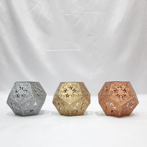 ชุดเชิงเทียน3ชิ้นทำจากโลหะเหล็กรูปทรงที่เป็นเอกลักษณ์พร้อมเชิงเทียน3ชิ้นใช้ตกแต่งบ้านขายดี - Product Image 1