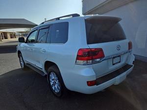 PERFECTAMENTE USADO 2021 T o yo o t a Land Cruiser - Product Image 3