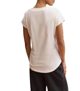 T-shirt en coton luxueux pour femmes respirant ultra-doux pour un usage quotidien décontracté disponible en couleurs classiques tenue à col en V profond - Product Image 2