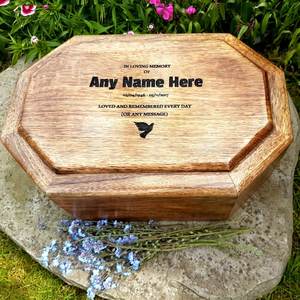 Wood <b>Pet</b> <b>Urn</b> For <b>Ashes</b> Dog Cat Box Personalized Cremation Casket Engraved Bespoke Small Medium Large - Product Image 2