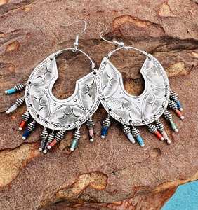 Boho ต่างหูลูกปัดด้วยการออกแบบสีฟ้าครามแอนดี้ cascading Fringe, เครื่องประดับของขวัญที่ไม่ซ้ำกัน - Product Image 1